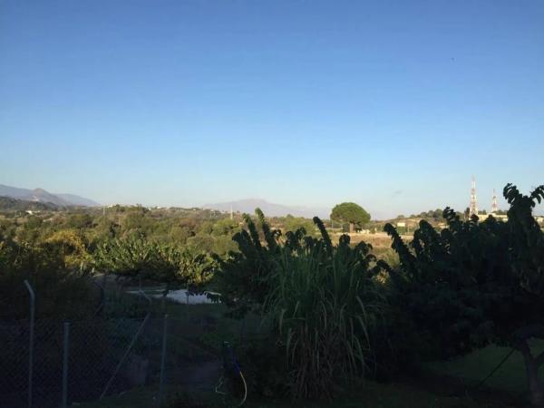 Detached villa for sale in  Camino Alberdina, Estepona photo 4