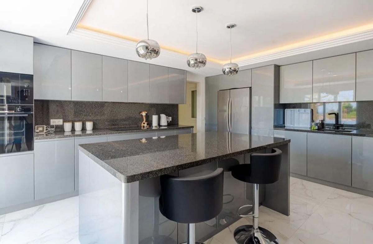 Venta de chalet independiente en Avenida del Pilar, Estepona
 photo 4