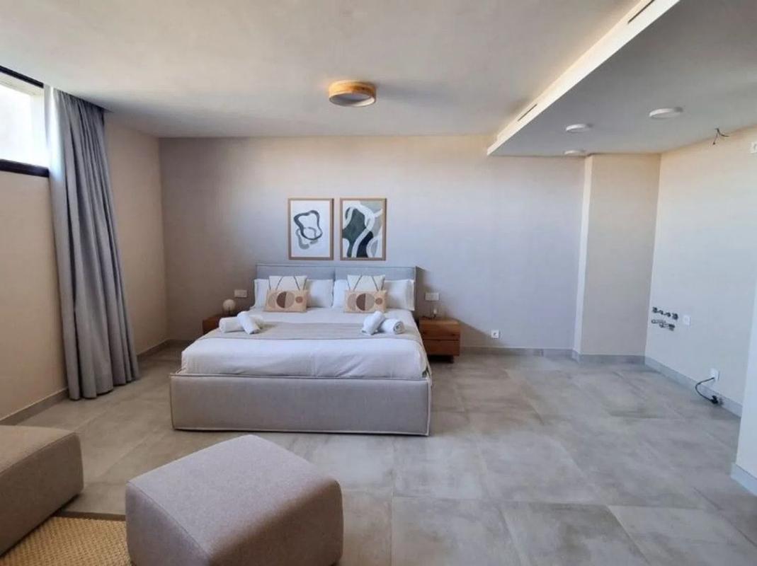 Sale of apartment in Barrio Paraiso-Barronal, Estepona
photo 3