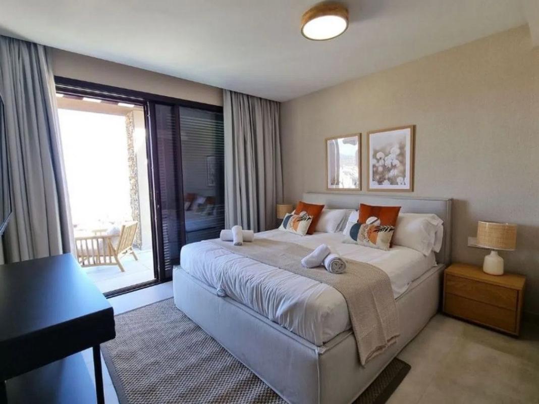 Sale of apartment in Barrio Paraiso-Barronal, Estepona
photo 4
