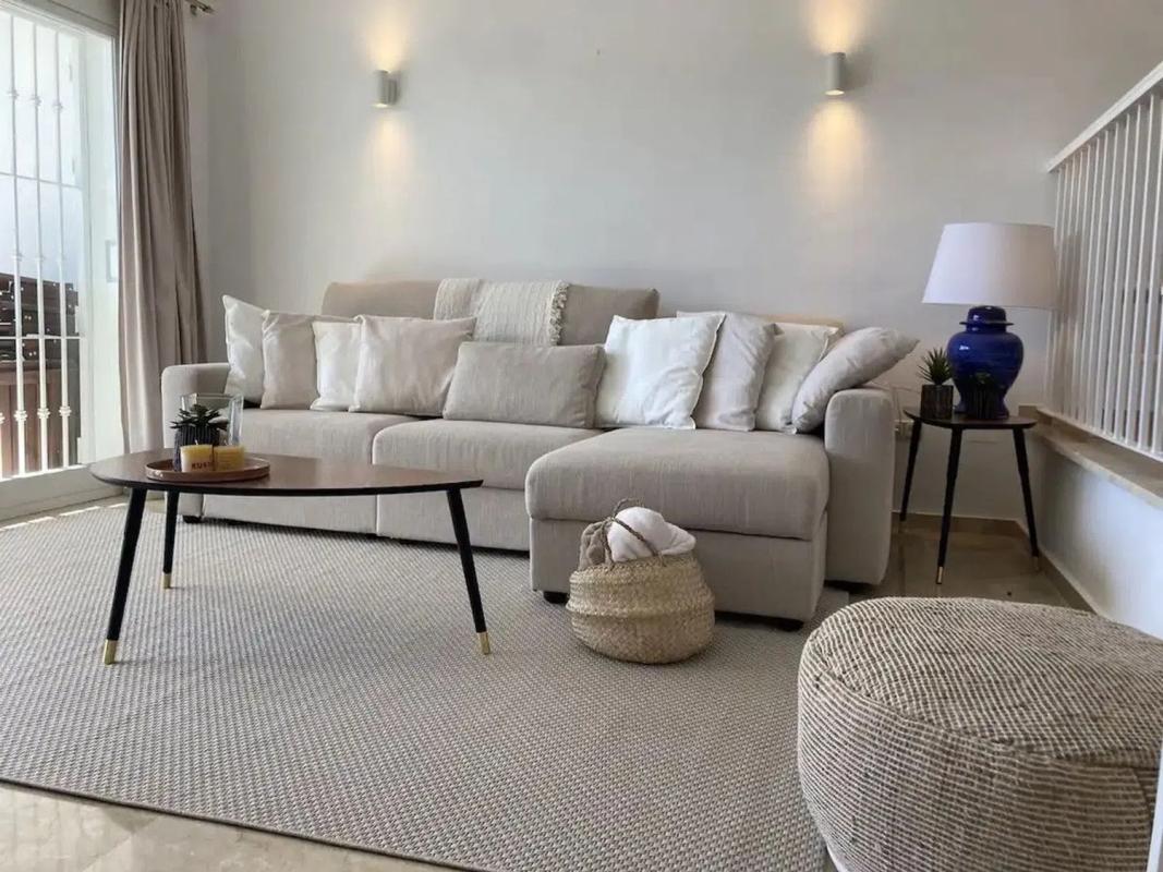 Venta de chalet independiente en Barrio Bel-Air, Estepona
photo 2
