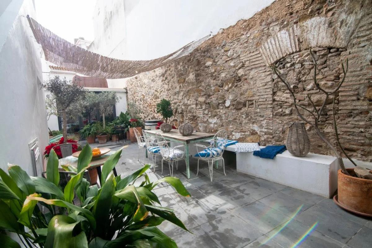 Sprzedaż niezależnego domku jednorodzinnego w Barrio Centro, Estepona photo 2