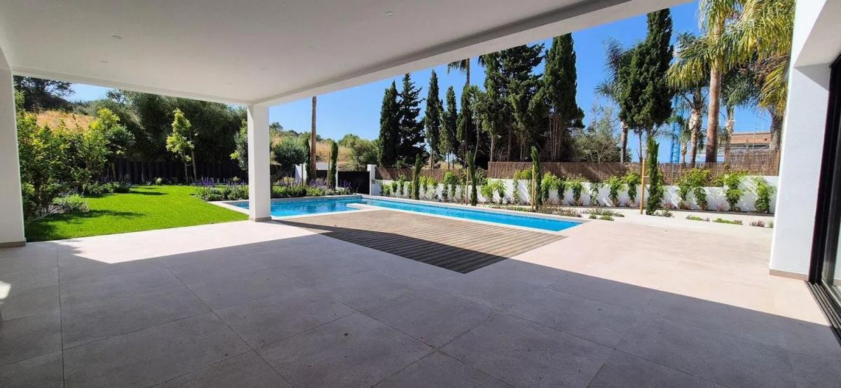 Venta de chalet independiente en URB EL PARAISO s/n, Estepona
 photo 4