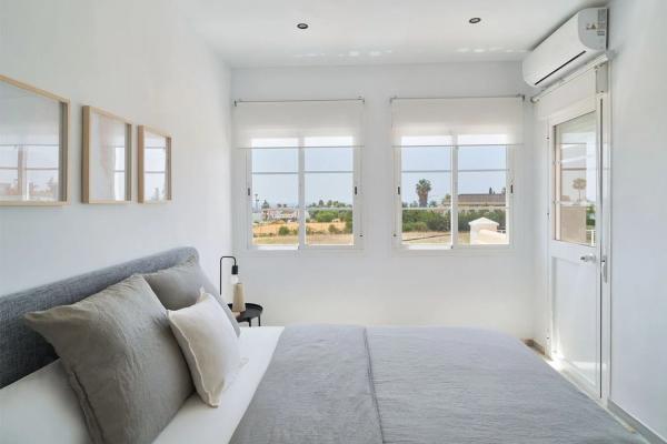 Chalet independiente en venta en  Calle Esparragal, Estepona photo 4
