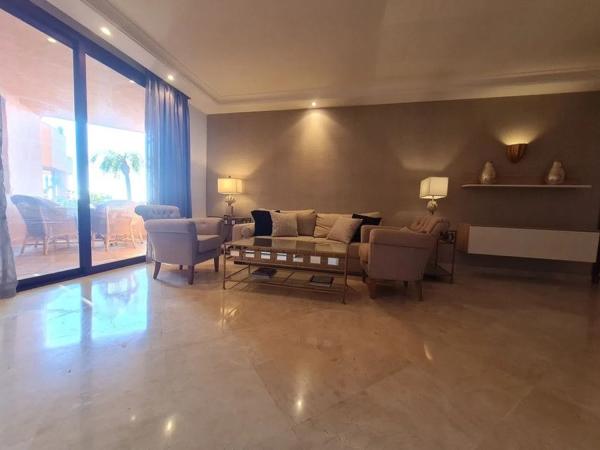 Продажа квартиры в  Calle Atlántico, Эстепона photo 4