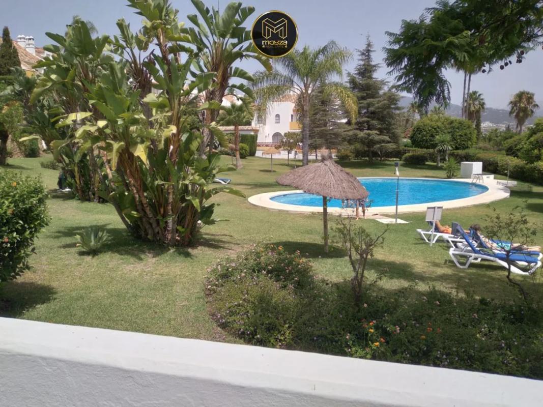 Venta de chalet independiente en Barrio Nueva Atalaya, Estepona
photo 1