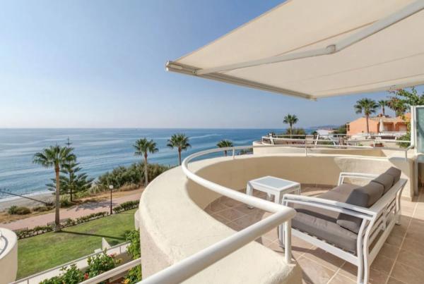 Apartment for sale in Bahia dorada s/n, Estepona photo 1