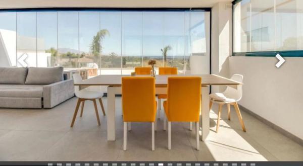 Duplex en venta en Barrio Parque Central, Estepona thumbnail 1