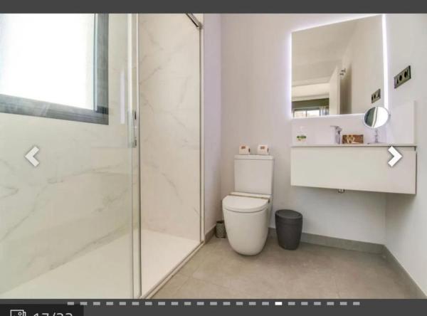 Duplex en venta en Barrio Parque Central, Estepona thumbnail 2