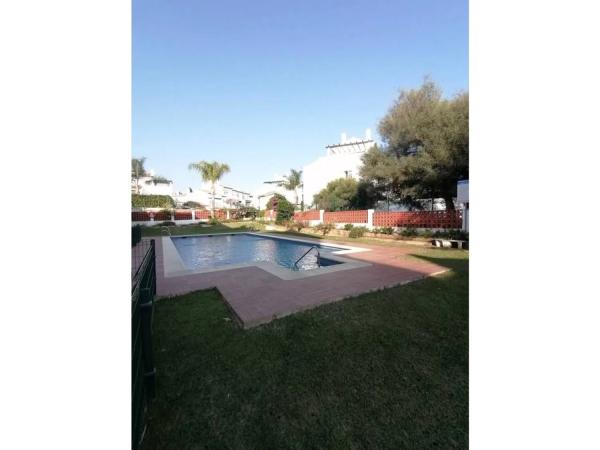 Studio for sale in Barrio Paraiso-Barronal, Estepona photo 2