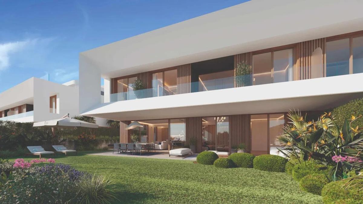 Venta de chalet independiente en Barrio Paraiso-Barronal, Estepona
 photo 2
