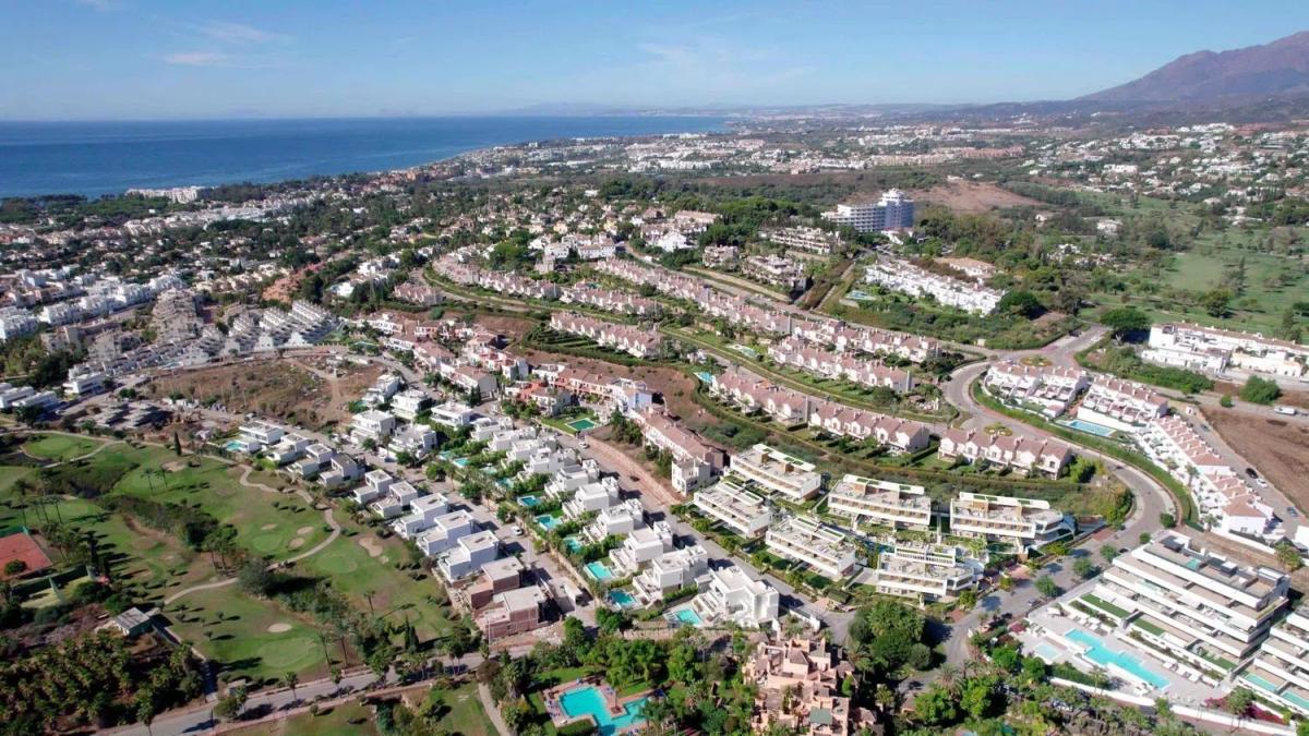 Venta de chalet independiente en Barrio Paraiso-Barronal, Estepona
 photo 4