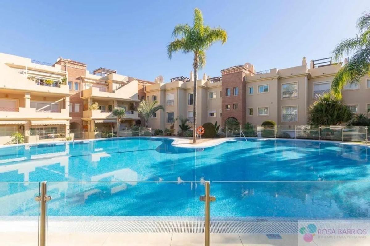 Venta de piso en Barrio Bel-Air, Estepona
photo 2