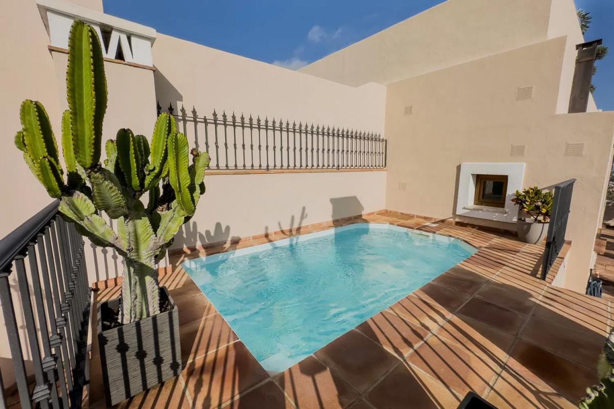 Продажа квартиры на Barrio Paraiso-Barronal, Эстепона
 photo 2