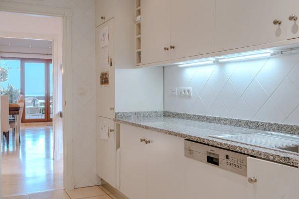 Продажа квартиры в  Barrio Paraiso-Barronal, Эстепона photo 3