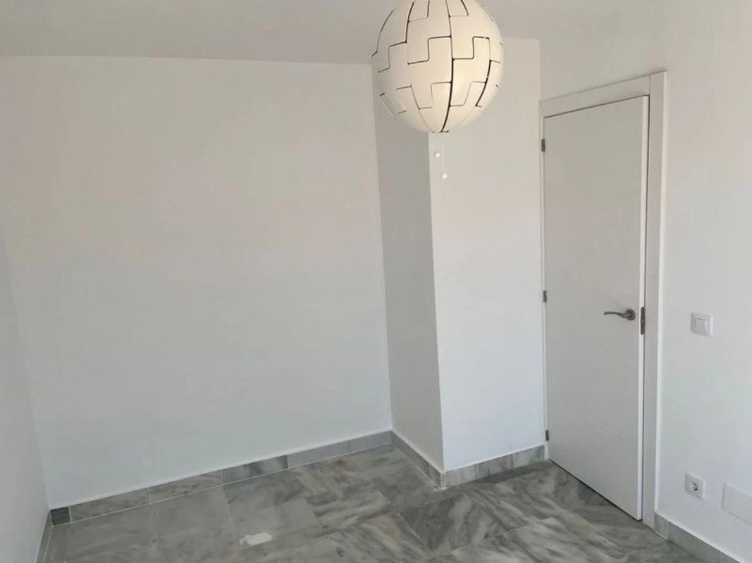 Продажа отдельного шале в  Avenida españa, Эстепона photo 4