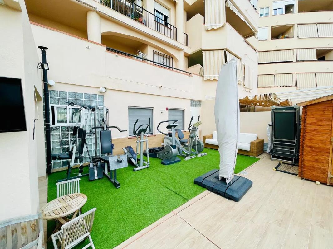 Sale of apartment in Calle Guillermo Cabrera, 1, Estepona
 photo 4