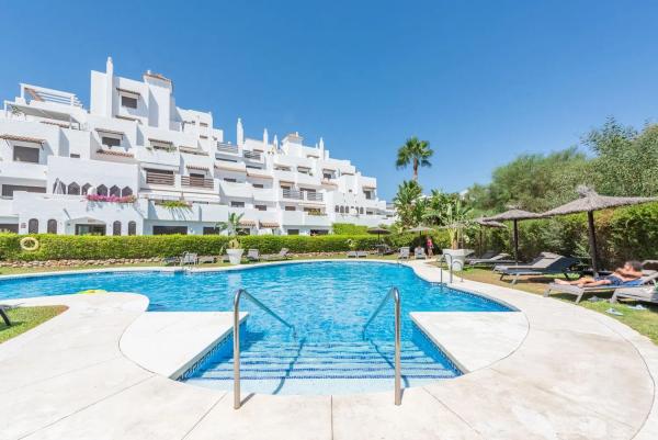 Apartment for sale in Barrio Centro, Estepona photo 1