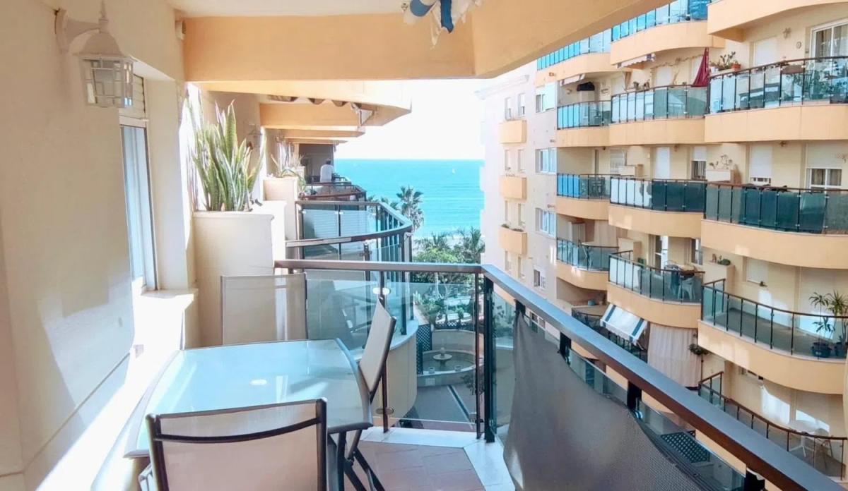 Sale of apartment in Barrio Centro, Estepona
photo 1