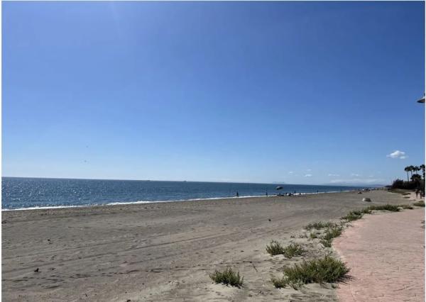 Detached villa for sale in  Urbanizacion Playa D'Or, 71, Estepona photo 1