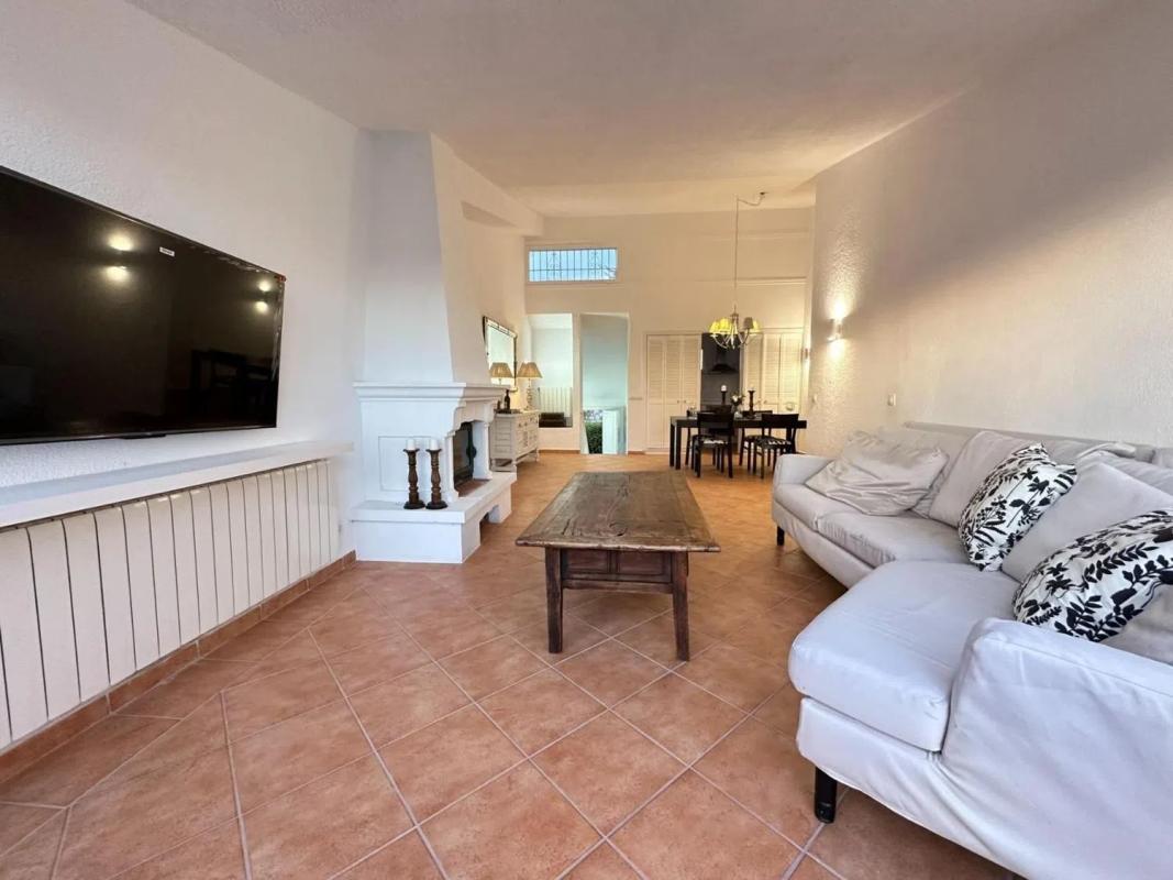 Venta de chalet independiente en Barrio Nueva Atalaya, Estepona
photo 3