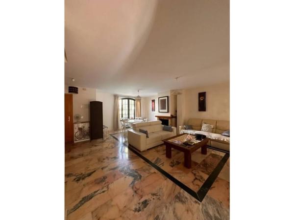Detached villa for sale in Avenida Marqués del Duero, Estepona photo 1