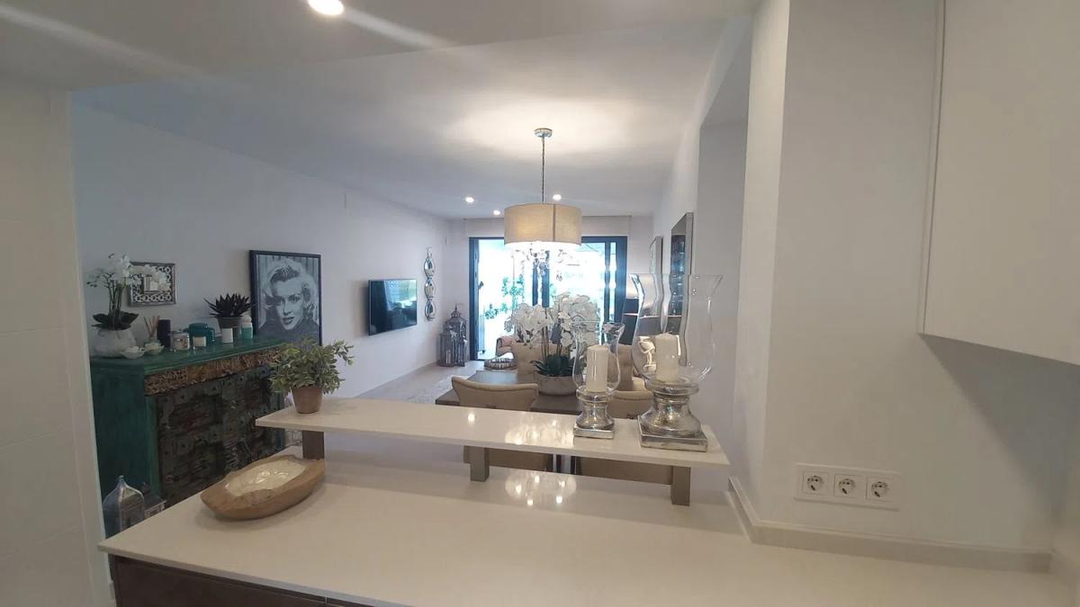Продажа квартиры на Calle Agave, 1, Эстепона
 photo 3