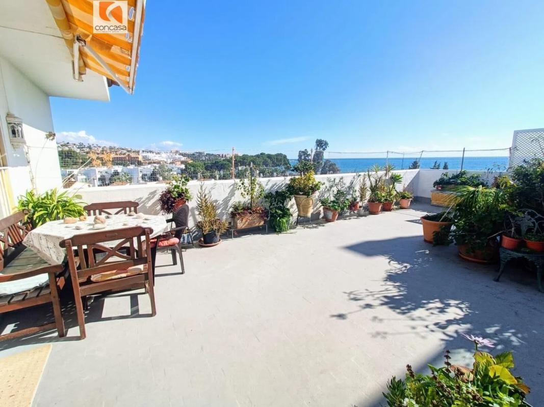 Venta de piso en Urbanizacion Bahia de Estepona, Estepona
 photo 2