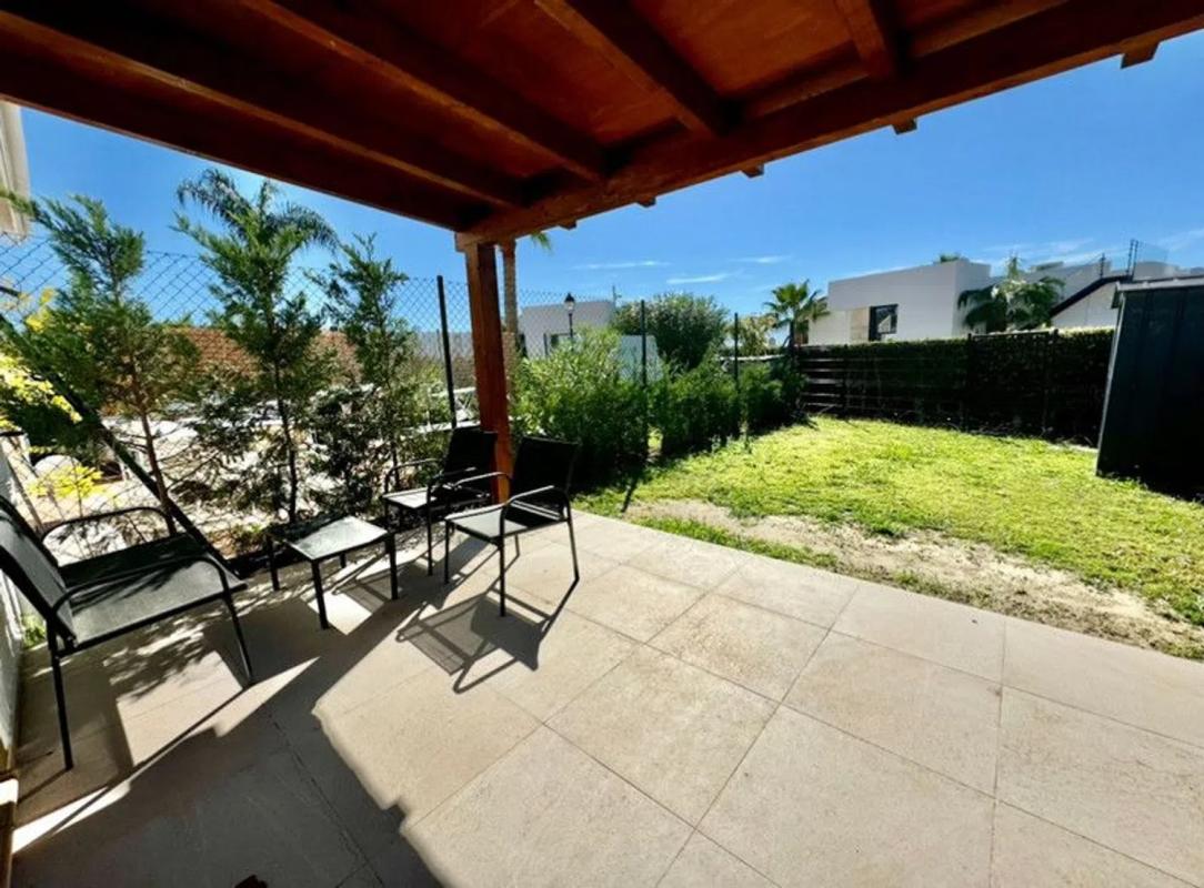 Venta de chalet independiente en Calle Alqueria, Estepona
photo 3