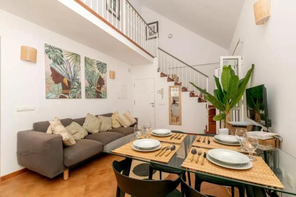 Duplex en venta en Calle Casares, Estepona photo 1