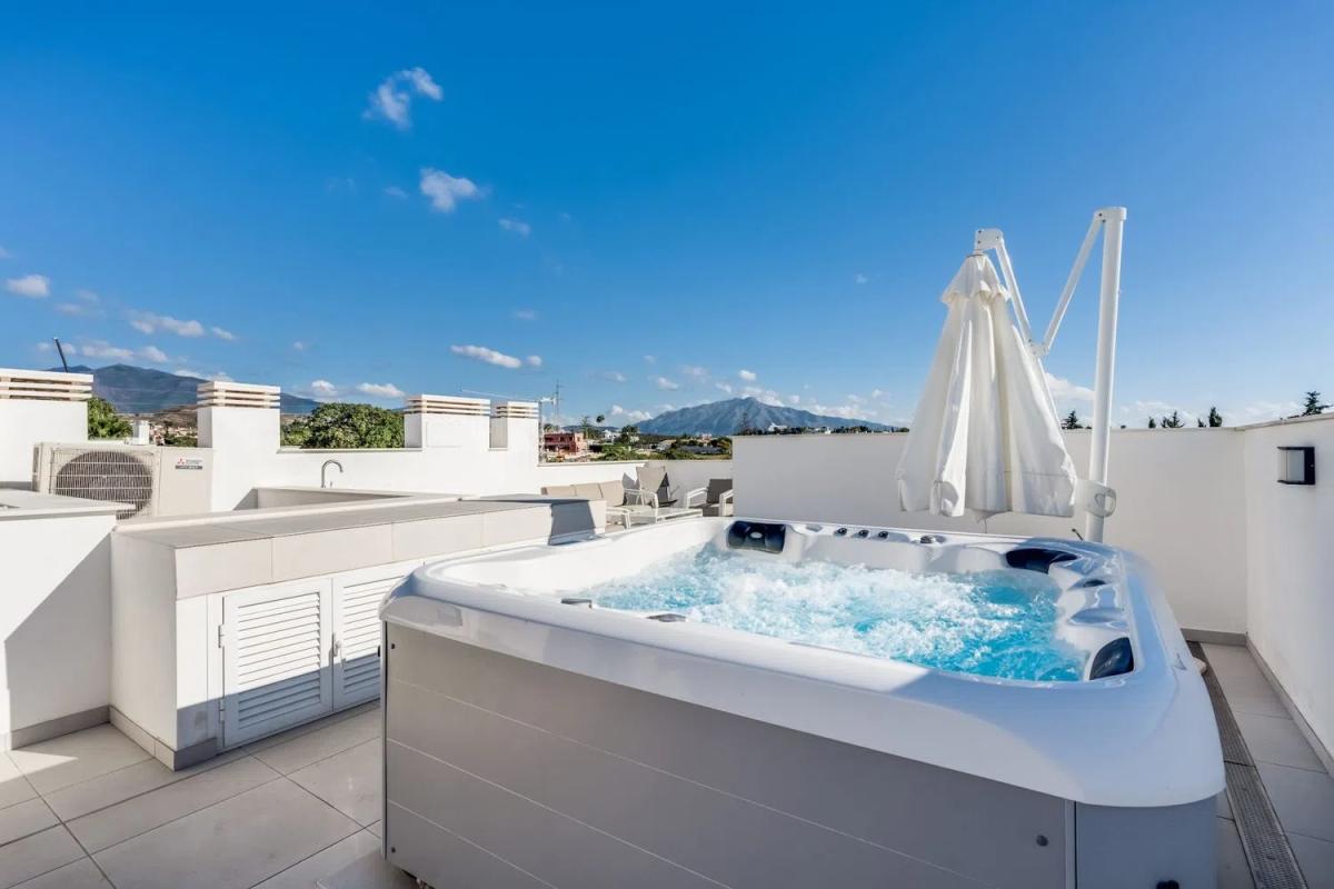 Venta de chalet independiente en El Retiro de Bel Air, 11 -5, Estepona
photo 1