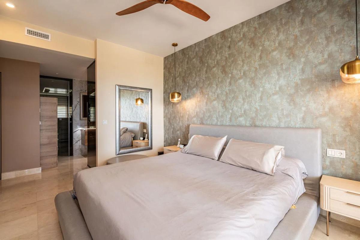 Venta de piso en Barrio El Velerín, Estepona
photo 3