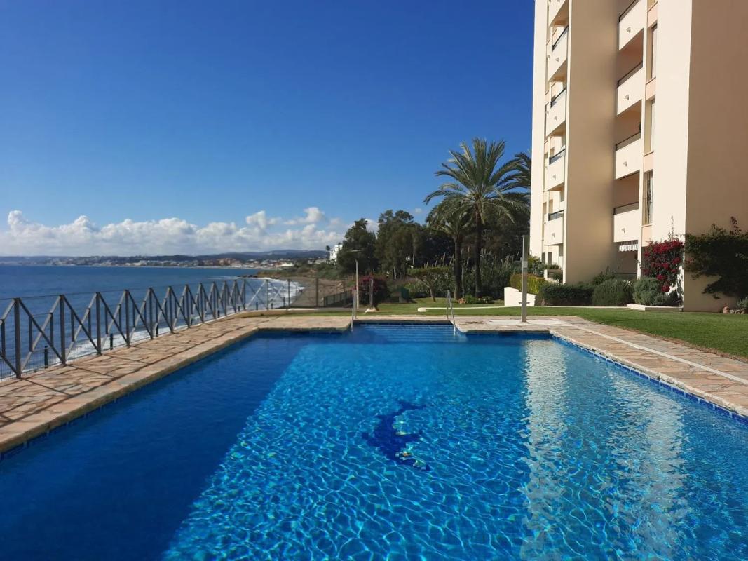 Venta de piso en Seghers, Estepona
photo 1