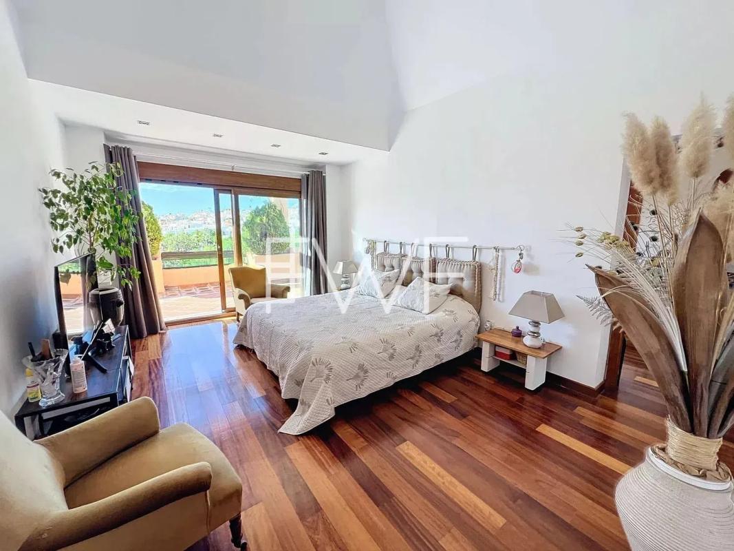 Venta de chalet independiente en Barrio Parque Central, Estepona
 photo 5