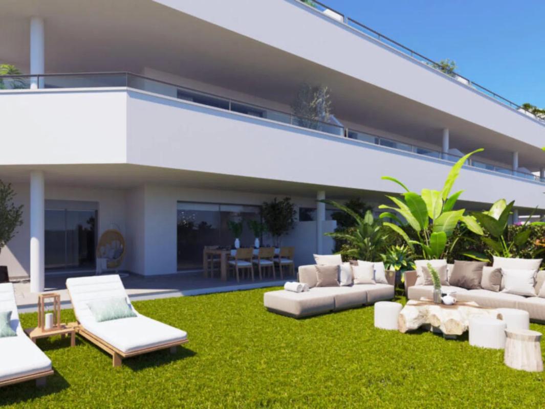 Sale of apartment in Calle Islas Bermudas, Estepona
 photo 5