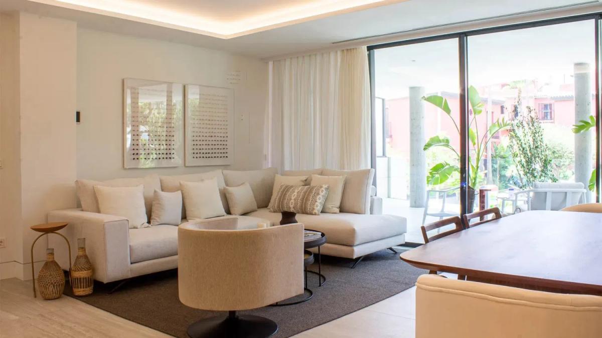 Продажа квартиры на Urbanizacion Playa de Guadalobon, 62, Эстепона
 photo 2