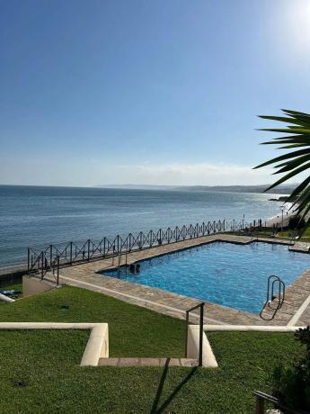 Apartment for sale in Barrio Parque Central, Estepona photo 1