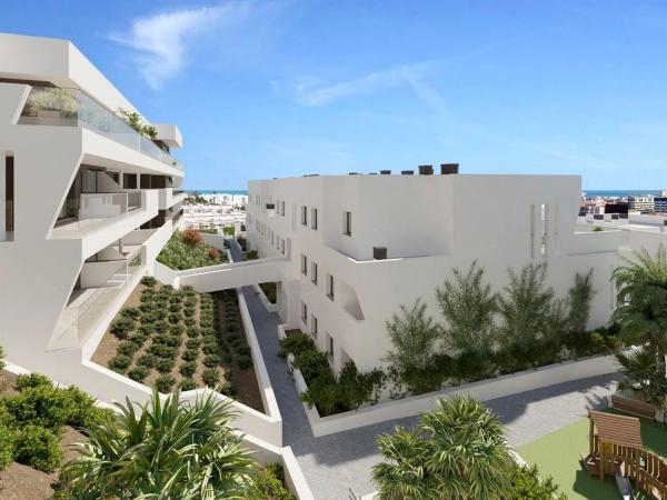 Mieszkanie na sprzedaż w Barrio Parque Central, Estepona thumbnail 2