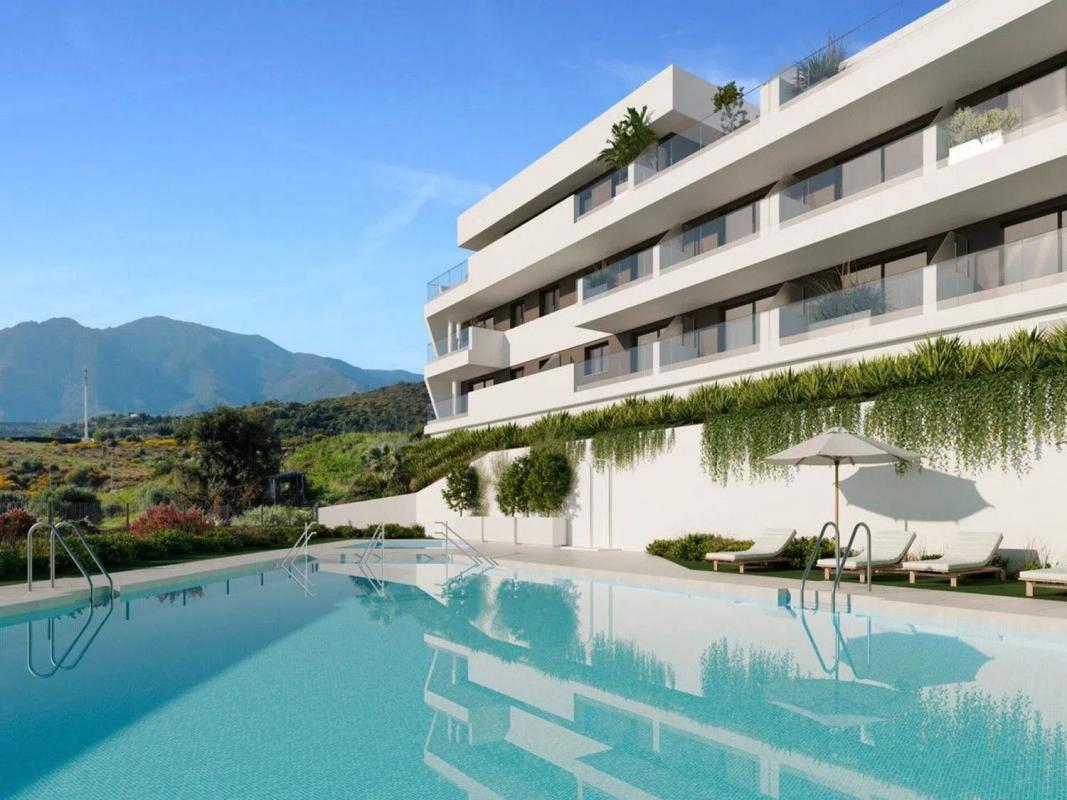 Venta de piso en Barrio Parque Central, Estepona
 photo 2