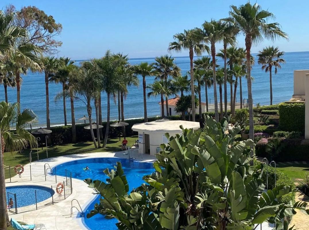 Sale of apartment in Barrio Parque Central, Estepona
 photo 4