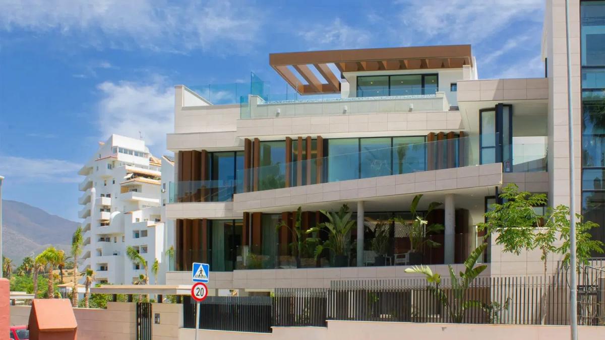 Sprzedaż mieszkania w Urbanizacion Playa de Guadalobon, 62, Estepona
photo 3
