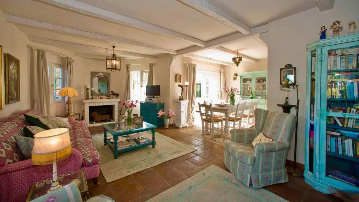 Venta de chalet independiente en Camino Loma los Lirios, Estepona
photo 2