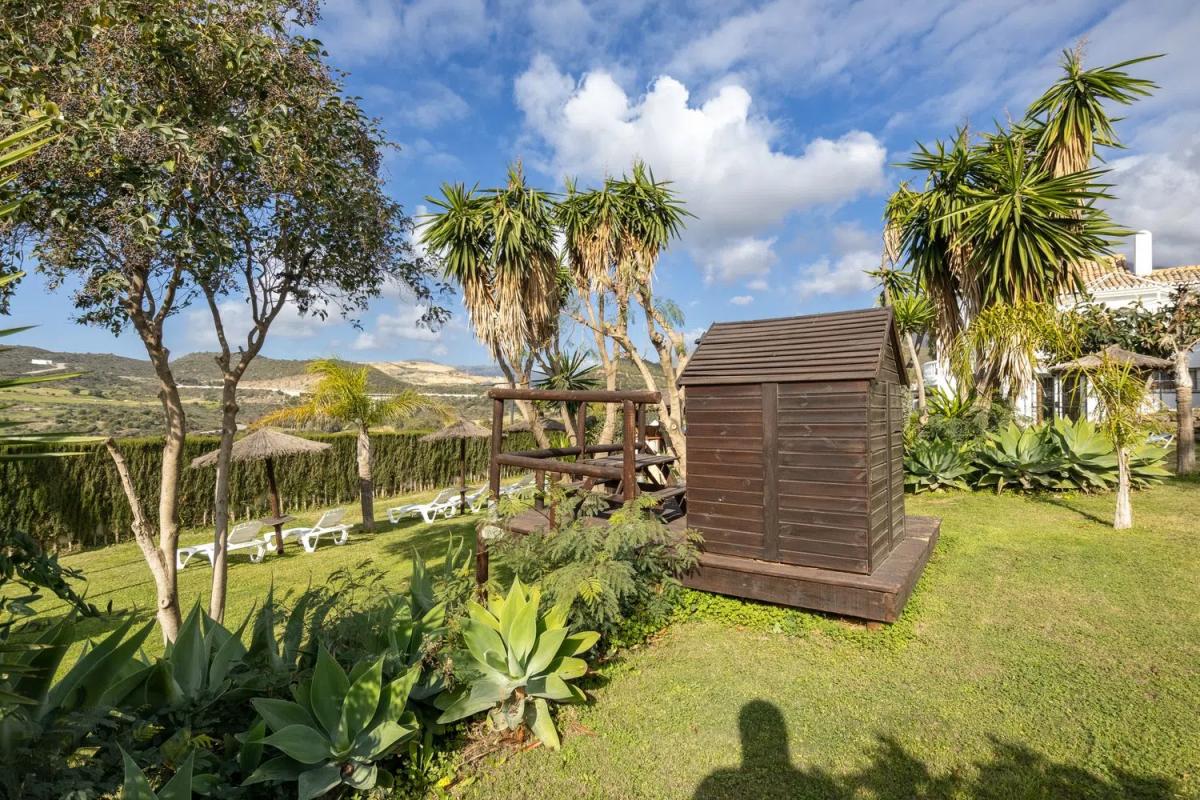 Sprzedaż niezależnego domku jednorodzinnego w  Calle Nicaragua, 38 A, Estepona photo 3