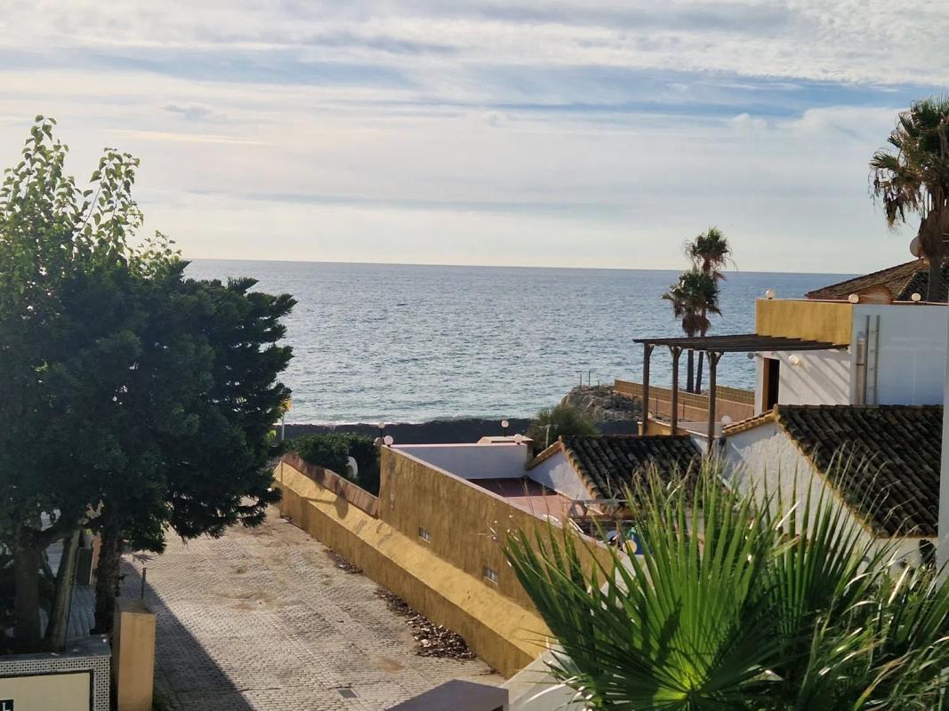 Sprzedaż niezależnego domku jednorodzinnego w  Calle Paraguay, 36, Estepona photo 4