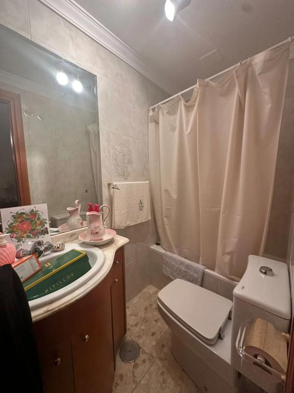 Venta de chalet independiente en Calle Genalguacil, Estepona
photo 4