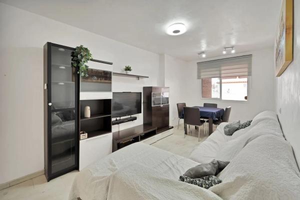 Mieszkanie na sprzedaż w  Calle Juan Ponte López, 4, Estepona photo 1