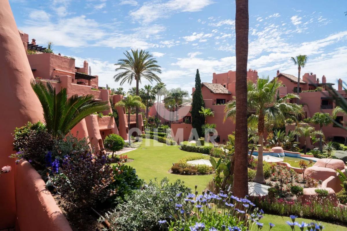 Venta de piso en Calle Sefardi, Estepona
photo 2