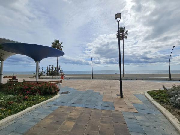 Apartment for sale in Calle San Roque, Estepona photo 1
