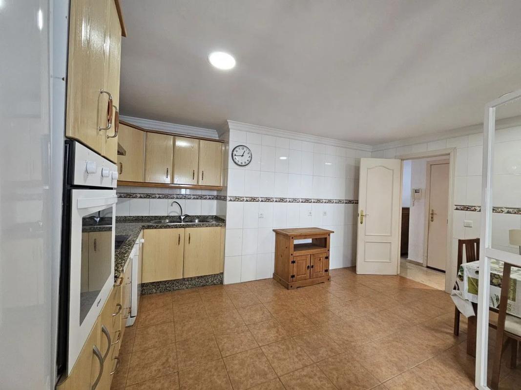 Sale of apartment in Calle San Roque, Estepona
 photo 5
