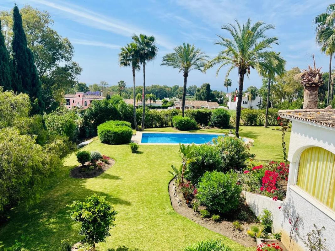 Sprzedaż mieszkania w Calle Esmeralda, Estepona
photo 1